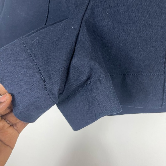 M.M. LaFleur Women’s Navy Shorts L - Picture 5 of 7